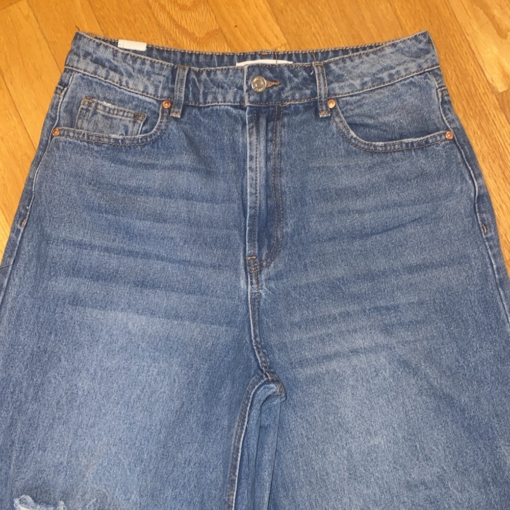 Almost Famous 90’s Baggy Mega High Rise Wide Leg Ripped Jeans Size Juniors 7 - Picture 5 of 15